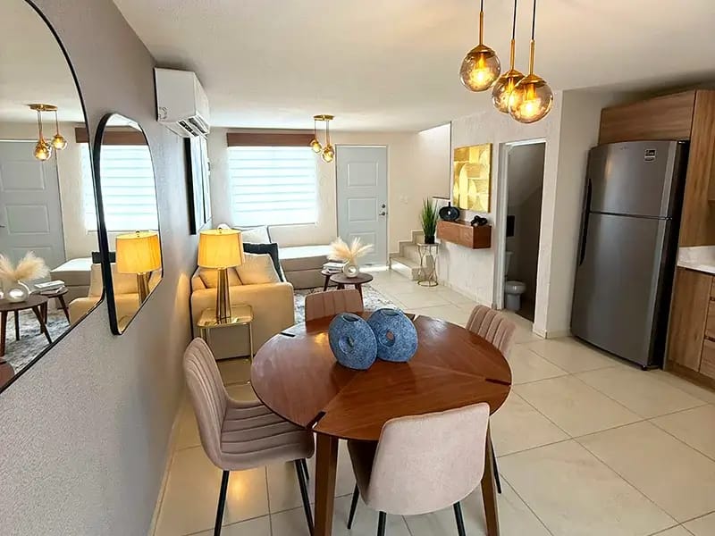 Comedor del modelo Águila Premier en el fraccionamiento Privada Monte Carmelo que pertenece a la inmobiliaria Javer