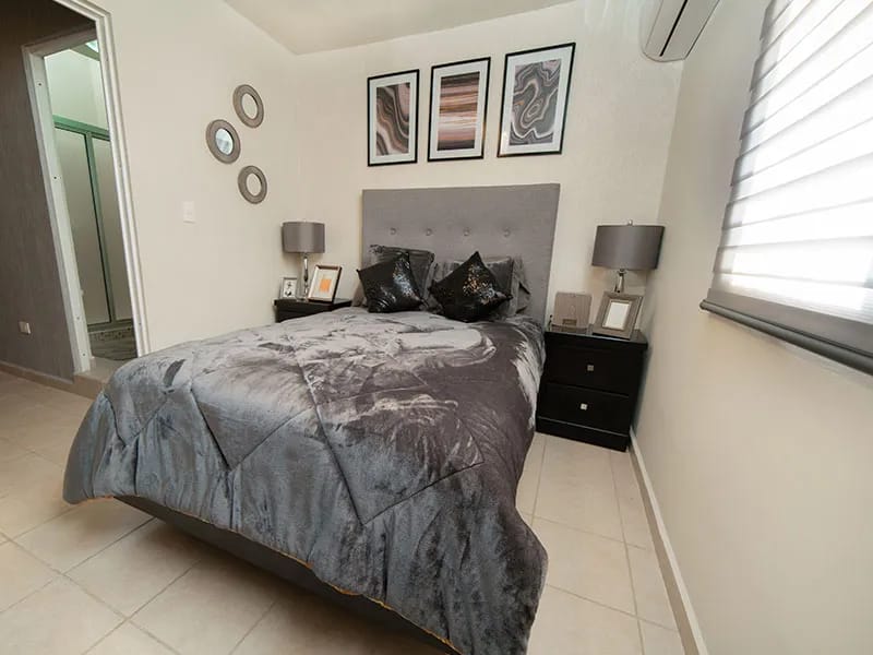 recamara-principal-piramides-casas-javer-albatros