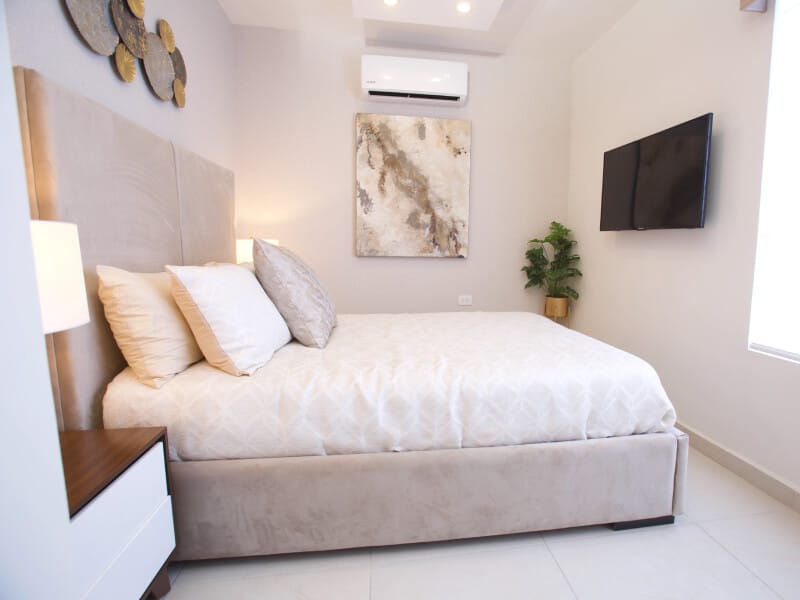 Recámara principal de modelo Praga en el fraccionamiento Cumbre del Norte de la inmobiliaria Javer