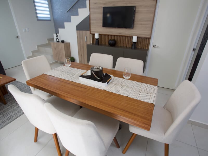 Comedor del modelo Milán en el fraccionamiento Cumbre del Norte de la inmobiliaria Javer