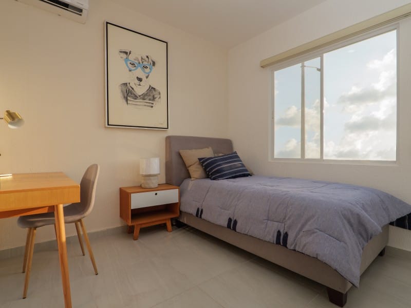 Recámara sencilla del modelo cadiz en el fraccionamiento Real Valencia de inmobiliaria Javer