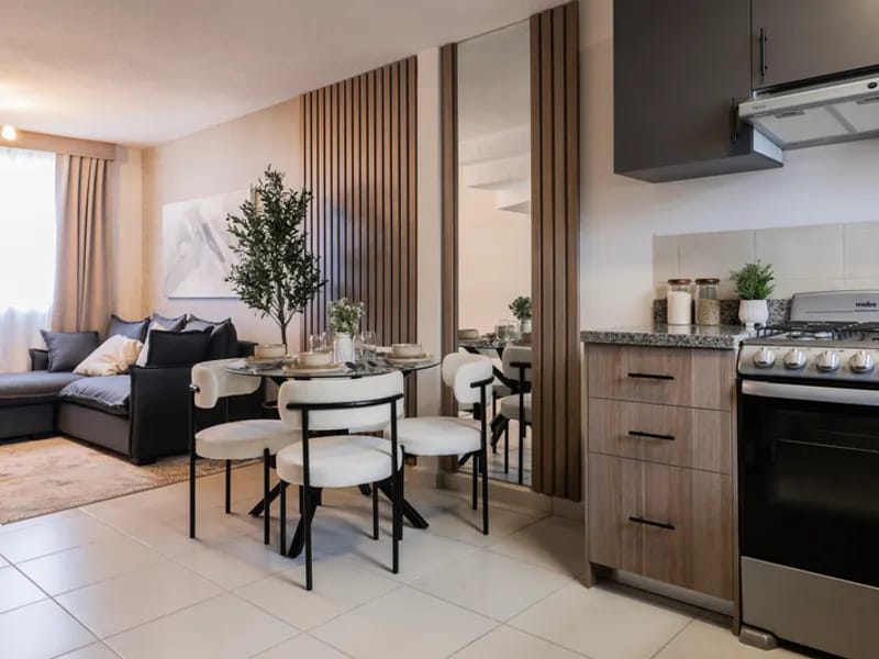 Sala con comdeor del modelo Albatros del fraccionamiento El Jaral que pertenece a la inmobiliaria Javer