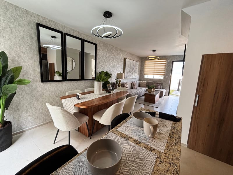 Comedor de la vivienda en el fraccionamiento Vistas del Nevado, prototipo Javer B